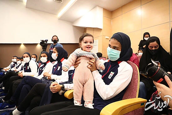 تصاویری از مراسم بدرقه تیم ملی بانوان تصاویری از مراسم بدرقه تیم ملی بانوان